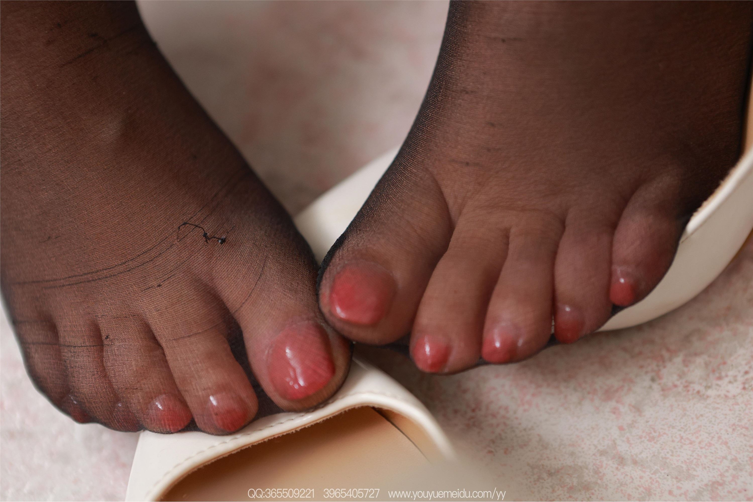 IESS异思趣向  2025.09.08 丝享家 2152 婉萍《小辫子OL制服》